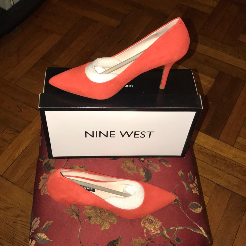 Nine West - fifth pointy toe pumps fiery red 7.5m